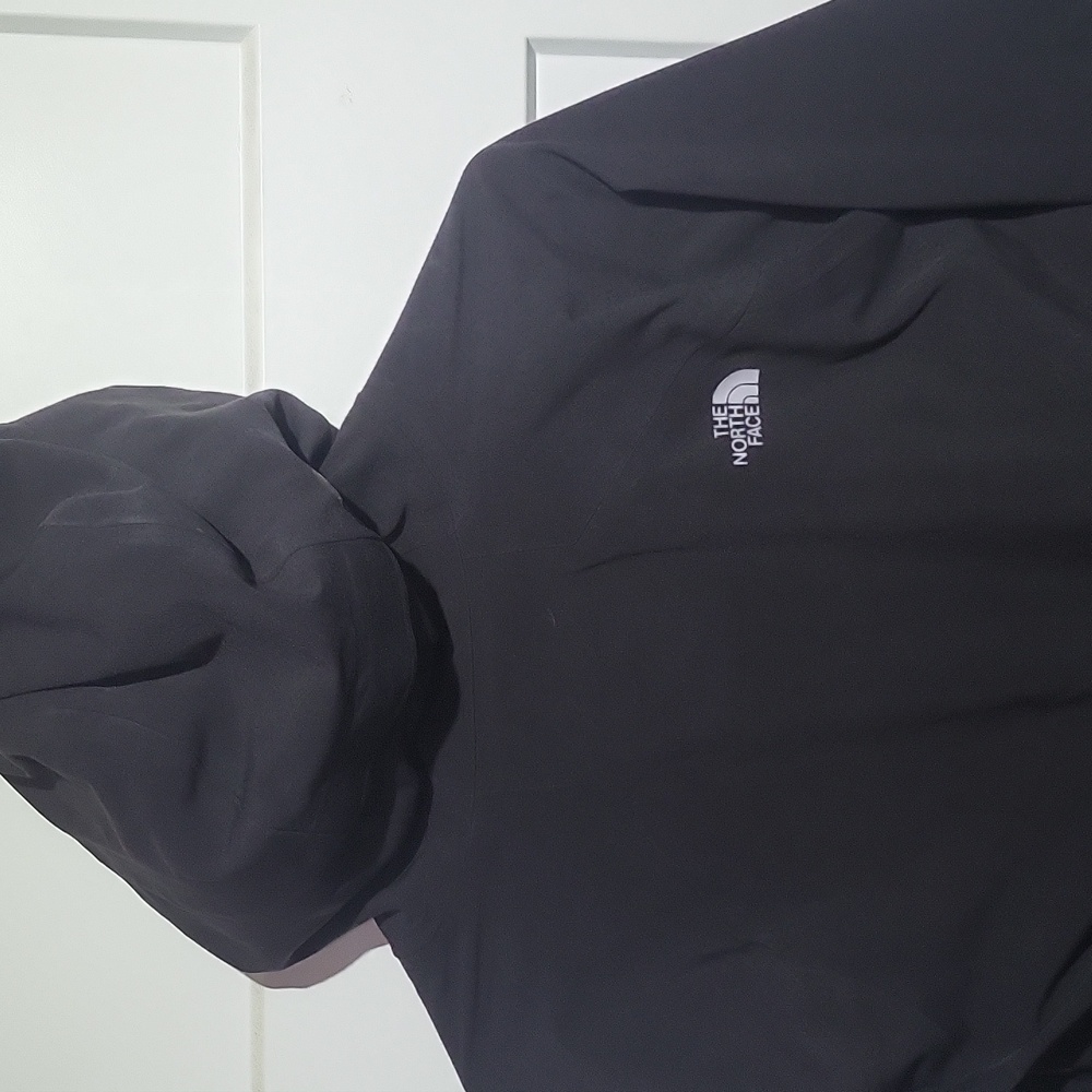 Northface Gore-Tex Waterproof Womens Jacket - Picture 7 of 7